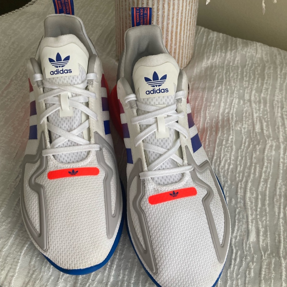 Adidas ZX 2K Boost White Red Blue Sneakers - Picture 2 of 10